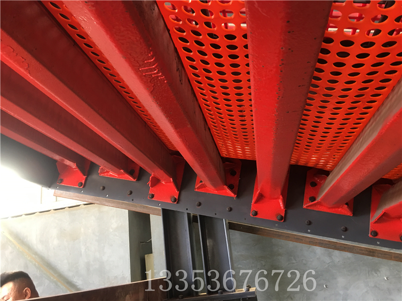 弛張篩篩網裝配 弛張篩篩網裝配